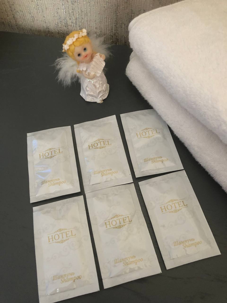Одноразовый шампунь в саше 10 мл